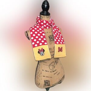 Disney Minnie Mouse Knit Patch Embellished Embroidered Polka Dot Winter Scarf